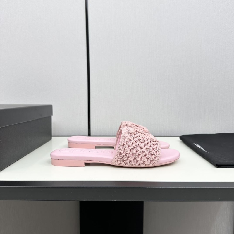 Ch*el slippers